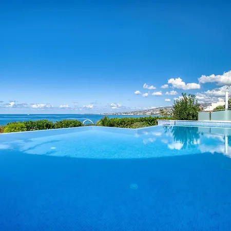 Seafront 1 Villa *
